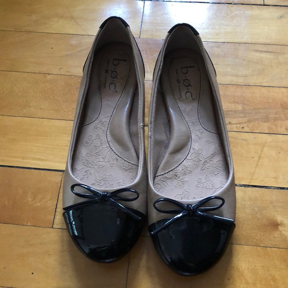 BOC Tan and Black Flats